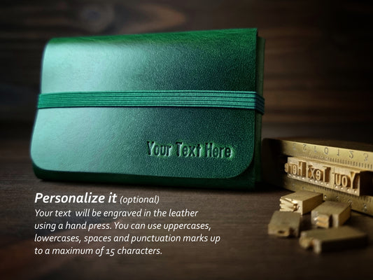 Carteira Alpine Green em couro com gravação personalizada